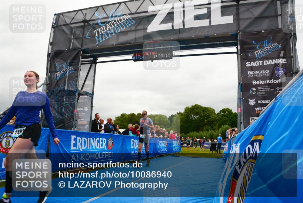 30.08.2026 - Elbe Triathlon Hamburg LAZAROV Photography http://msf.ph/oto/10086940 30.08.2026 12:05:26 Ziel 1358, 1397, 1460, 1529 meine-sportfotos.de