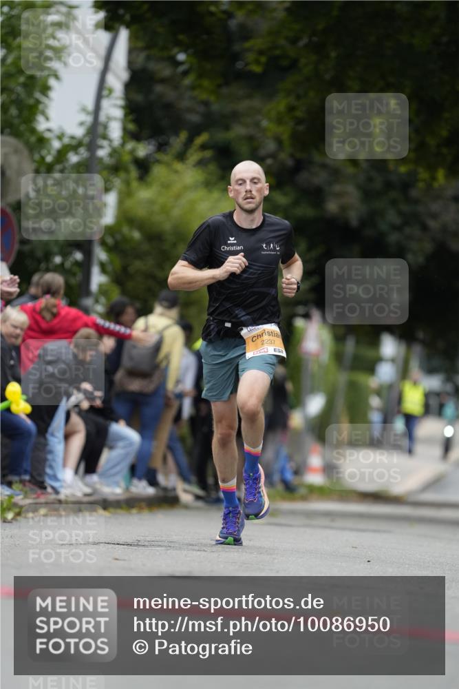 30.08.2026 - Blankeneser Heldenlauf Patografie http://msf.ph/oto/10086950 30.08.2026 11:15:42 Ziel 2237 meine-sportfotos.de