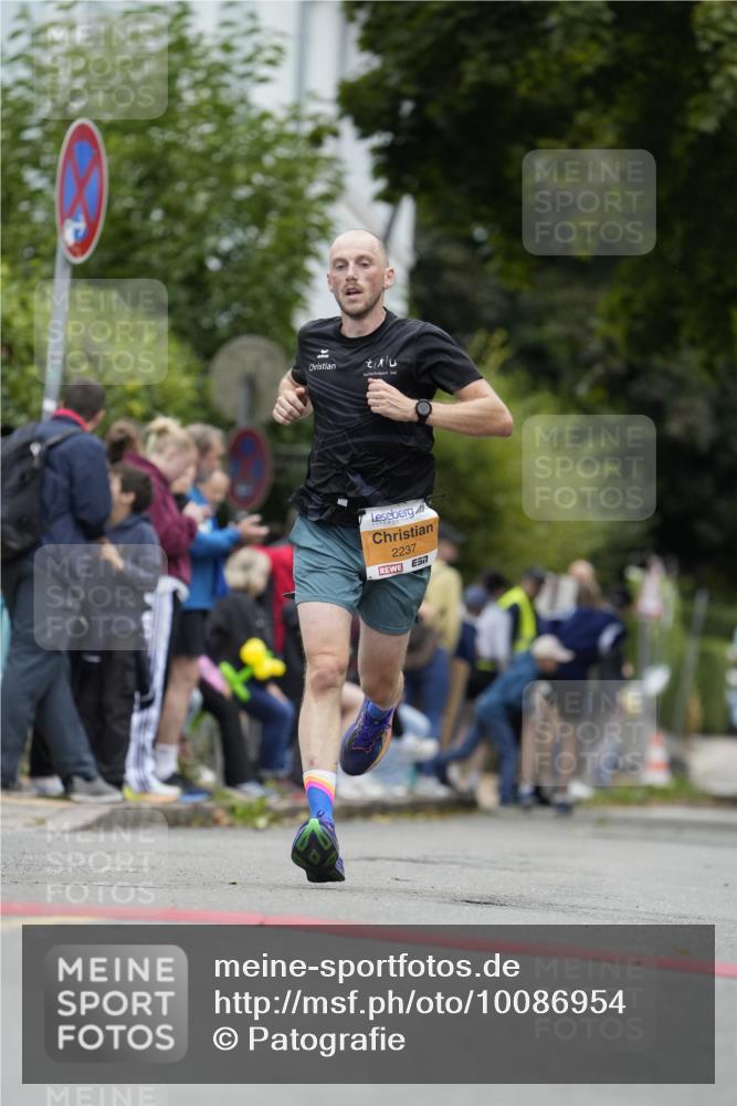 30.08.2026 - Blankeneser Heldenlauf Patografie http://msf.ph/oto/10086954 30.08.2026 11:15:43 Ziel 2237 meine-sportfotos.de