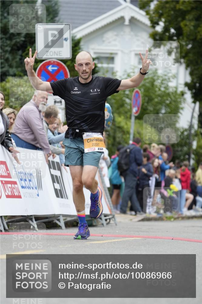 30.08.2026 - Blankeneser Heldenlauf Patografie http://msf.ph/oto/10086966 30.08.2026 11:15:46 Ziel 2237 meine-sportfotos.de