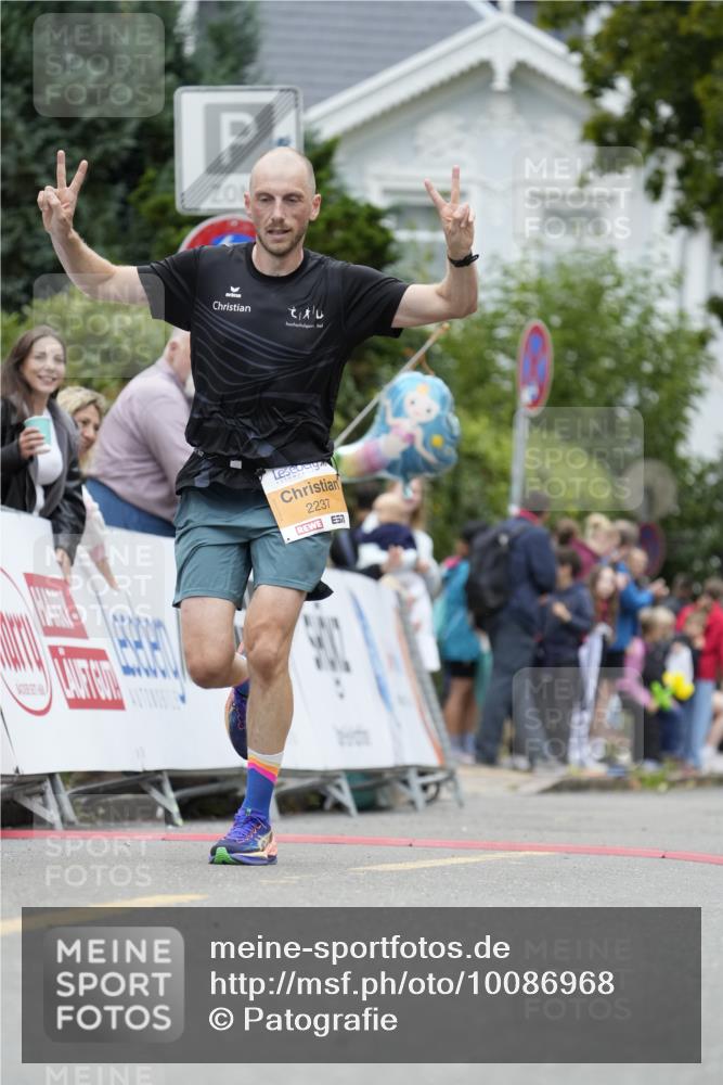 30.08.2026 - Blankeneser Heldenlauf Patografie http://msf.ph/oto/10086968 30.08.2026 11:15:46 Ziel 2237 meine-sportfotos.de