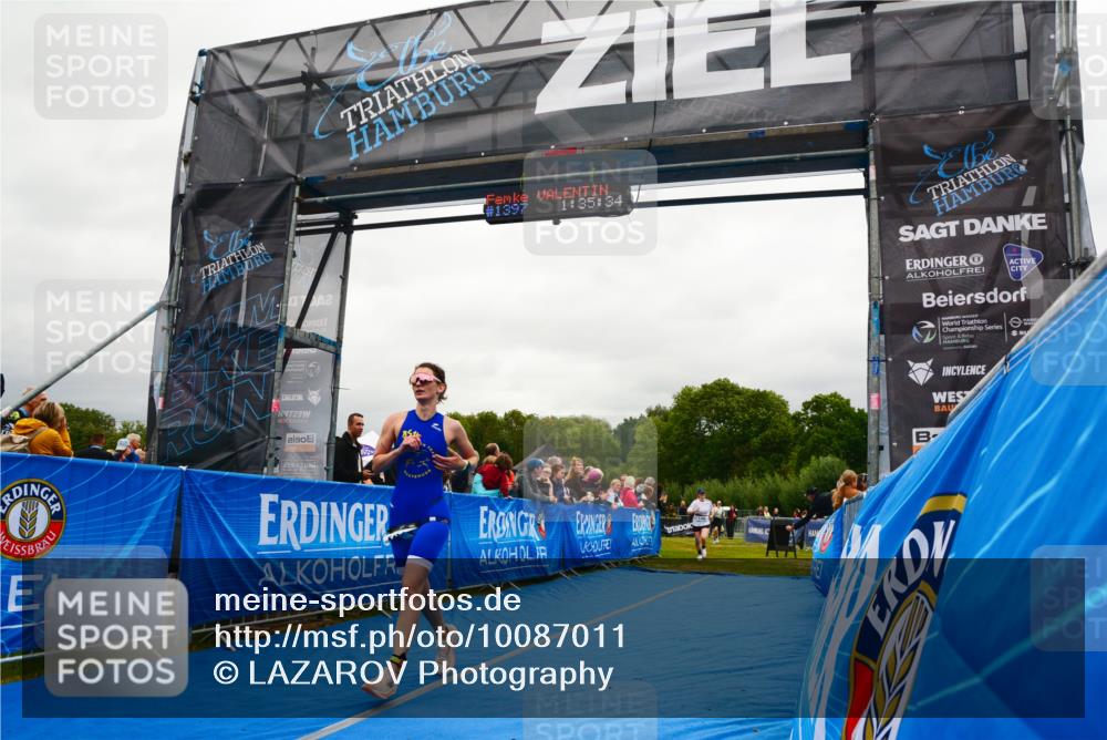 30.08.2026 - Elbe Triathlon Hamburg LAZAROV Photography http://msf.ph/oto/10087011 30.08.2026 12:05:51 Ziel 1396, 1398, 1508 meine-sportfotos.de