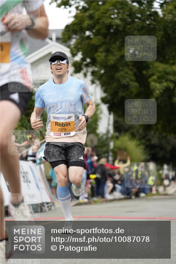 30.08.2026 - Blankeneser Heldenlauf Patografie http://msf.ph/oto/10087078 30.08.2026 11:17:29 Ziel 2379, 2485, 5744 meine-sportfotos.de