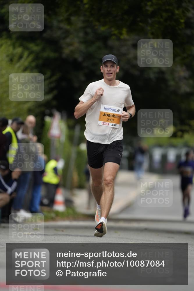 30.08.2026 - Blankeneser Heldenlauf Patografie http://msf.ph/oto/10087084 30.08.2026 11:17:35 Ziel 2379 meine-sportfotos.de