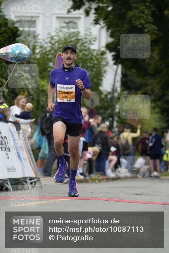 30.08.2026 - Blankeneser Heldenlauf Patografie http://msf.ph/oto/10087113 30.08.2026 11:17:55 Ziel 2423 meine-sportfotos.de