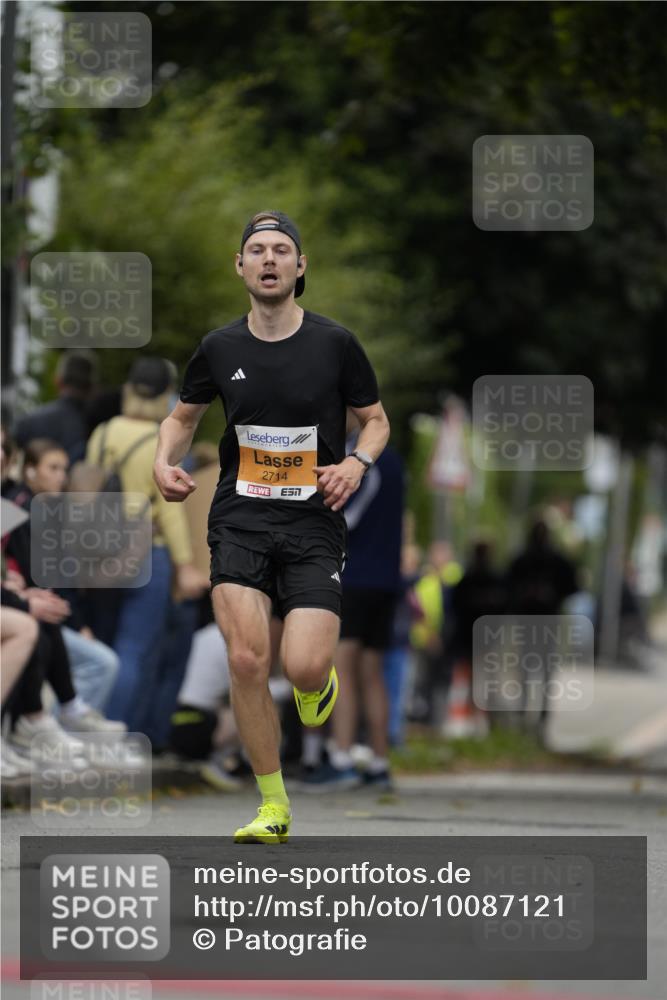 30.08.2026 - Blankeneser Heldenlauf Patografie http://msf.ph/oto/10087121 30.08.2026 11:18:06 Ziel 2714 meine-sportfotos.de