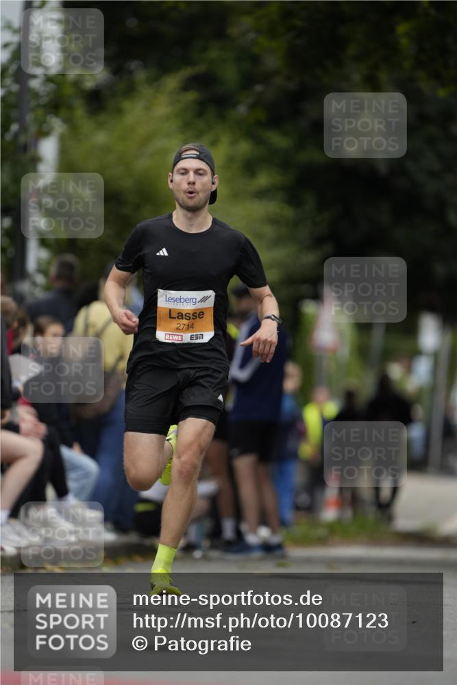 30.08.2026 - Blankeneser Heldenlauf Patografie http://msf.ph/oto/10087123 30.08.2026 11:18:07 Ziel 2714 meine-sportfotos.de