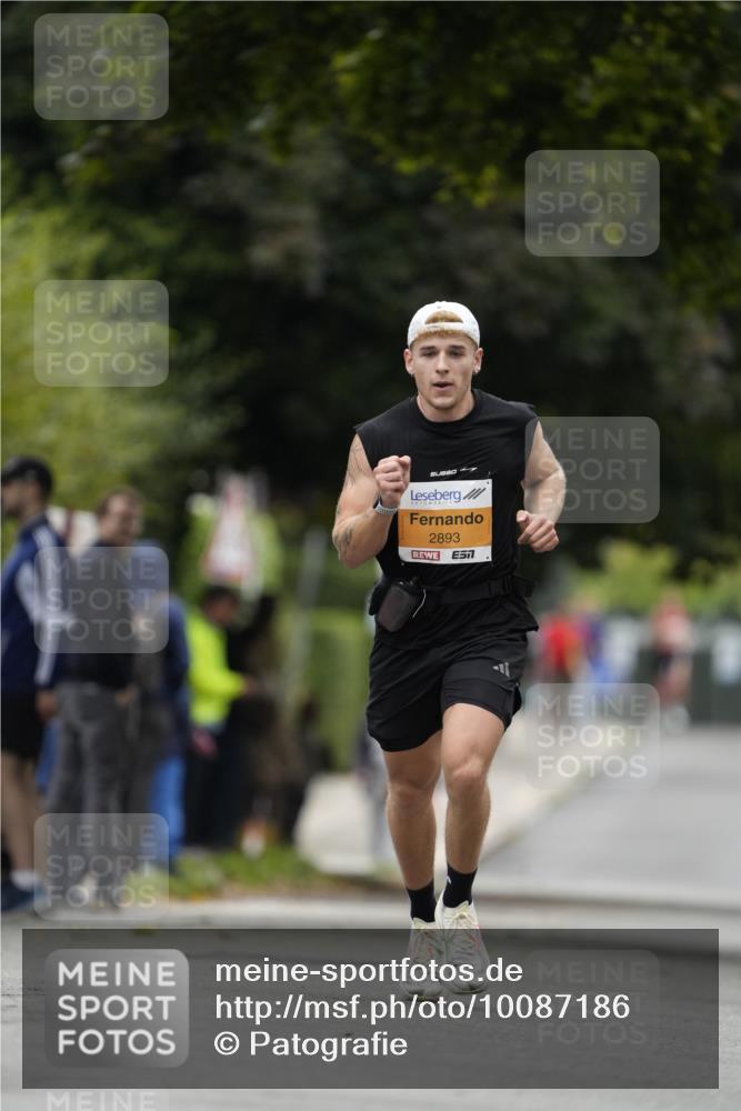 30.08.2026 - Blankeneser Heldenlauf Patografie http://msf.ph/oto/10087186 30.08.2026 11:23:58 Ziel 2893 meine-sportfotos.de
