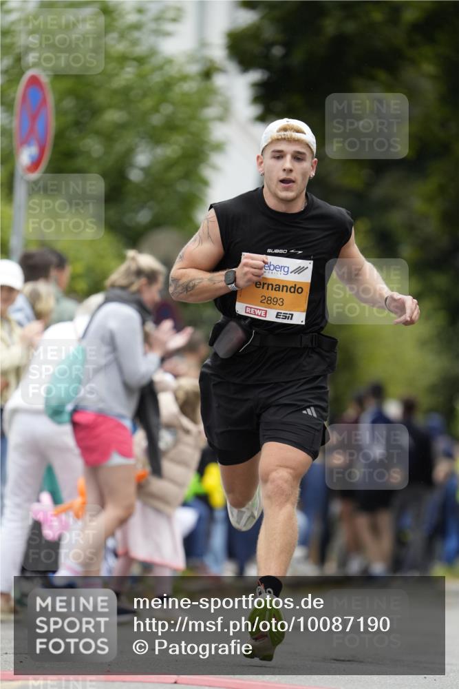 30.08.2026 - Blankeneser Heldenlauf Patografie http://msf.ph/oto/10087190 30.08.2026 11:24:02 Ziel 2893 meine-sportfotos.de