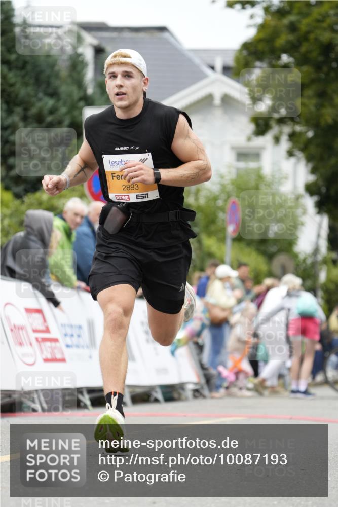 30.08.2026 - Blankeneser Heldenlauf Patografie http://msf.ph/oto/10087193 30.08.2026 11:24:04 Ziel 2893 meine-sportfotos.de