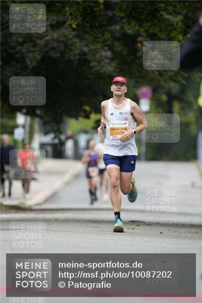 30.08.2026 - Blankeneser Heldenlauf Patografie http://msf.ph/oto/10087202 30.08.2026 11:24:36 Ziel  meine-sportfotos.de