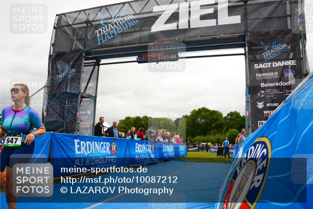 30.08.2026 - Elbe Triathlon Hamburg LAZAROV Photography http://msf.ph/oto/10087212 30.08.2026 12:07:15 Ziel 947, 1550 meine-sportfotos.de