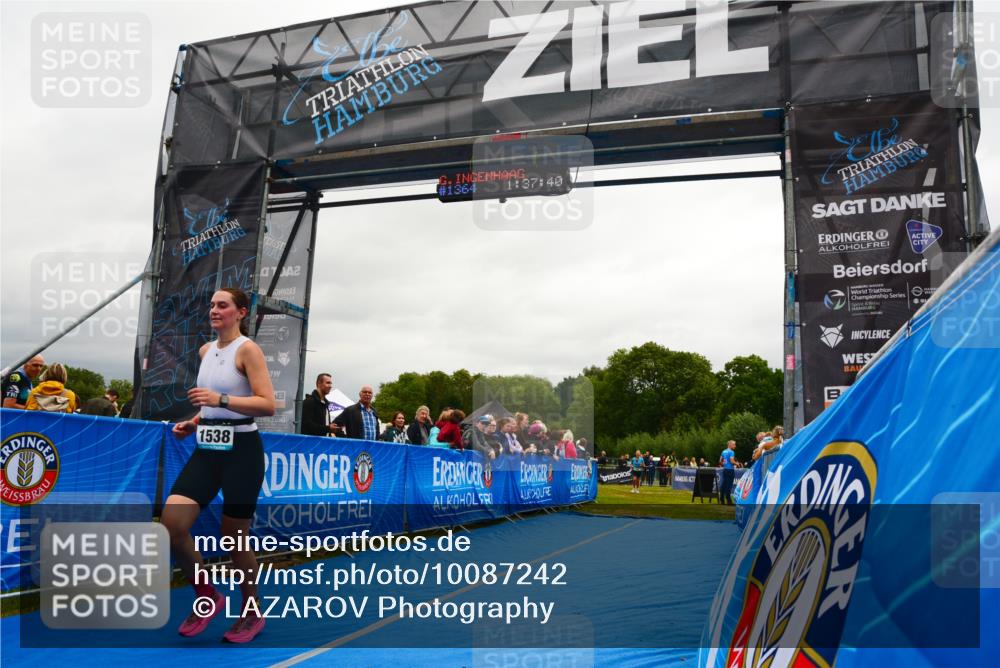 30.08.2026 - Elbe Triathlon Hamburg LAZAROV Photography http://msf.ph/oto/10087242 30.08.2026 12:07:43 Ziel 978, 1538 meine-sportfotos.de