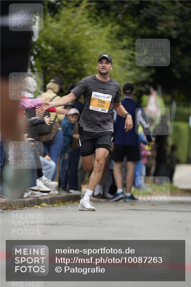 30.08.2026 - Blankeneser Heldenlauf Patografie http://msf.ph/oto/10087263 30.08.2026 11:25:34 Ziel 2313 meine-sportfotos.de