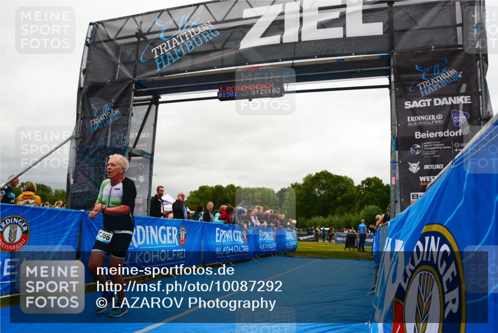 30.08.2026 - Elbe Triathlon Hamburg LAZAROV Photography http://msf.ph/oto/10087292 30.08.2026 12:08:08 Ziel 1366 meine-sportfotos.de