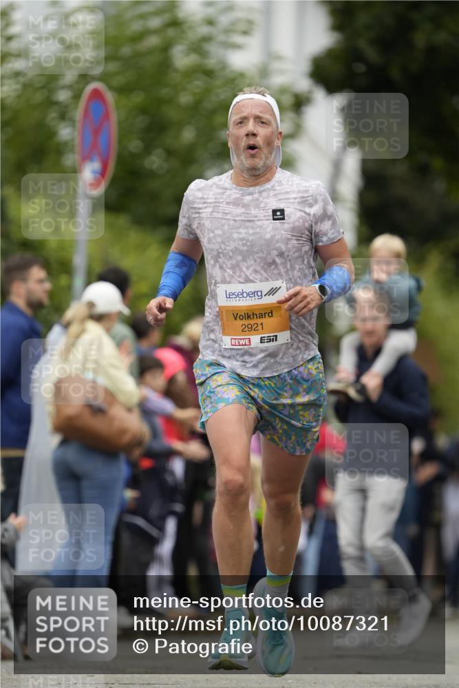 30.08.2026 - Blankeneser Heldenlauf Patografie http://msf.ph/oto/10087321 30.08.2026 11:26:23 Ziel 2921 meine-sportfotos.de