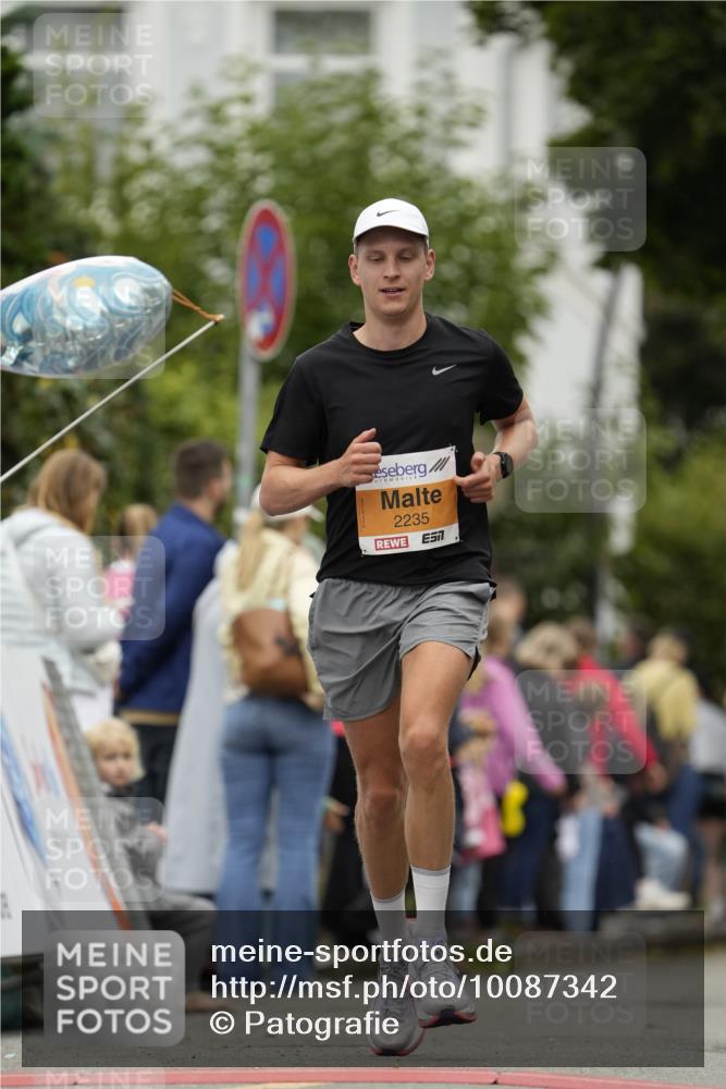 30.08.2026 - Blankeneser Heldenlauf Patografie http://msf.ph/oto/10087342 30.08.2026 11:26:41 Ziel 2235, 2730 meine-sportfotos.de