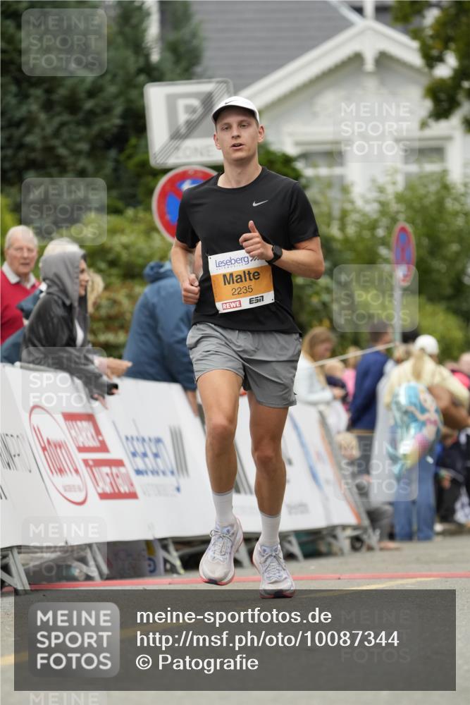 30.08.2026 - Blankeneser Heldenlauf Patografie http://msf.ph/oto/10087344 30.08.2026 11:26:43 Ziel 2235 meine-sportfotos.de