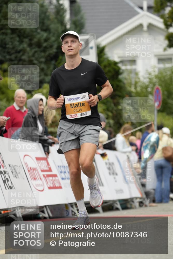 30.08.2026 - Blankeneser Heldenlauf Patografie http://msf.ph/oto/10087346 30.08.2026 11:26:43 Ziel 2235 meine-sportfotos.de