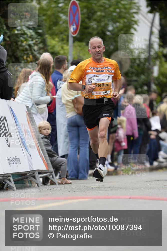 30.08.2026 - Blankeneser Heldenlauf Patografie http://msf.ph/oto/10087394 30.08.2026 11:27:35 Ziel 2257 meine-sportfotos.de