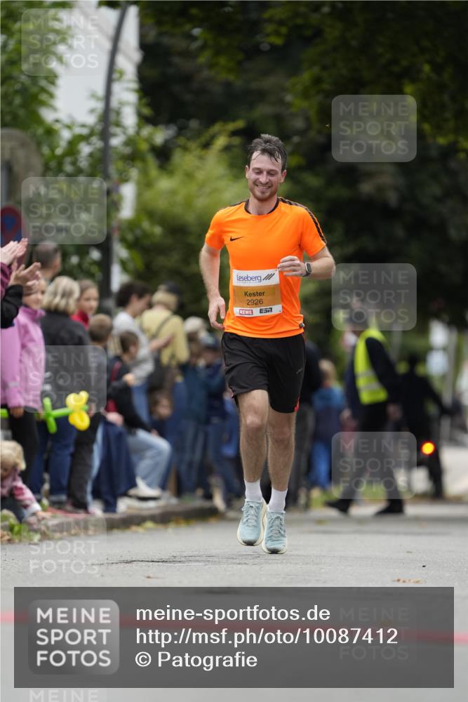 30.08.2026 - Blankeneser Heldenlauf Patografie http://msf.ph/oto/10087412 30.08.2026 11:28:08 Ziel 2926 meine-sportfotos.de