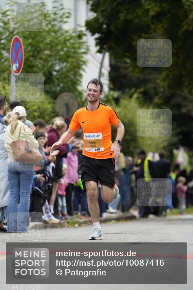 30.08.2026 - Blankeneser Heldenlauf Patografie http://msf.ph/oto/10087416 30.08.2026 11:28:09 Ziel 2926 meine-sportfotos.de