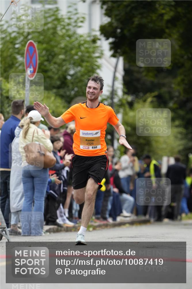 30.08.2026 - Blankeneser Heldenlauf Patografie http://msf.ph/oto/10087419 30.08.2026 11:28:10 Ziel 2926 meine-sportfotos.de