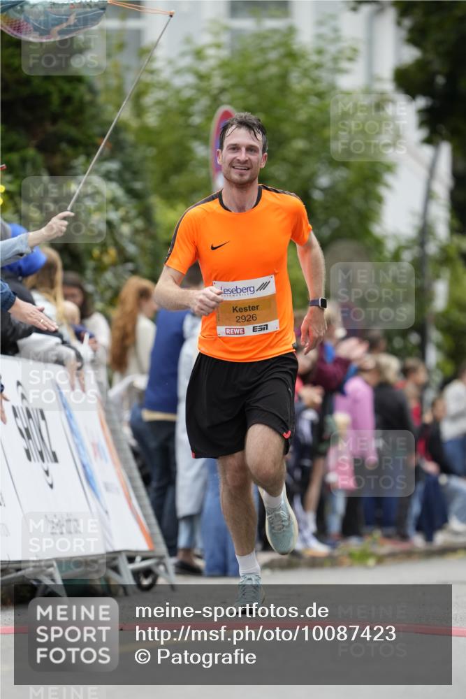 30.08.2026 - Blankeneser Heldenlauf Patografie http://msf.ph/oto/10087423 30.08.2026 11:28:11 Ziel 2926 meine-sportfotos.de