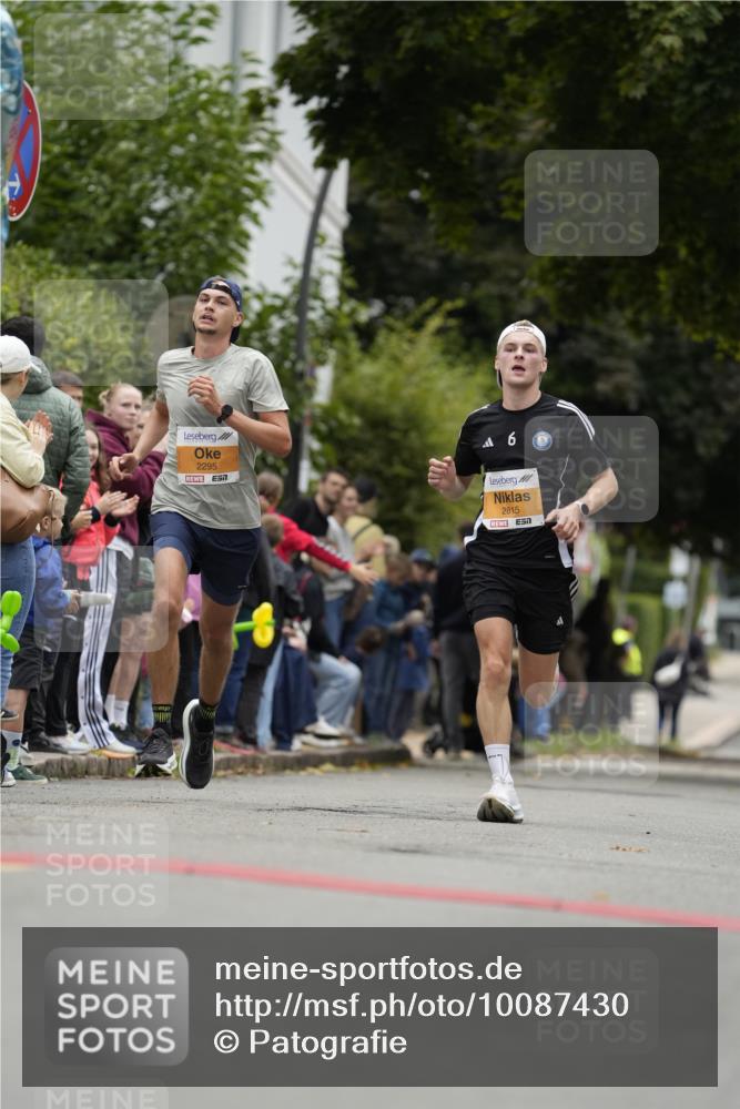 30.08.2026 - Blankeneser Heldenlauf Patografie http://msf.ph/oto/10087430 30.08.2026 11:28:24 Ziel 2295, 2815 meine-sportfotos.de