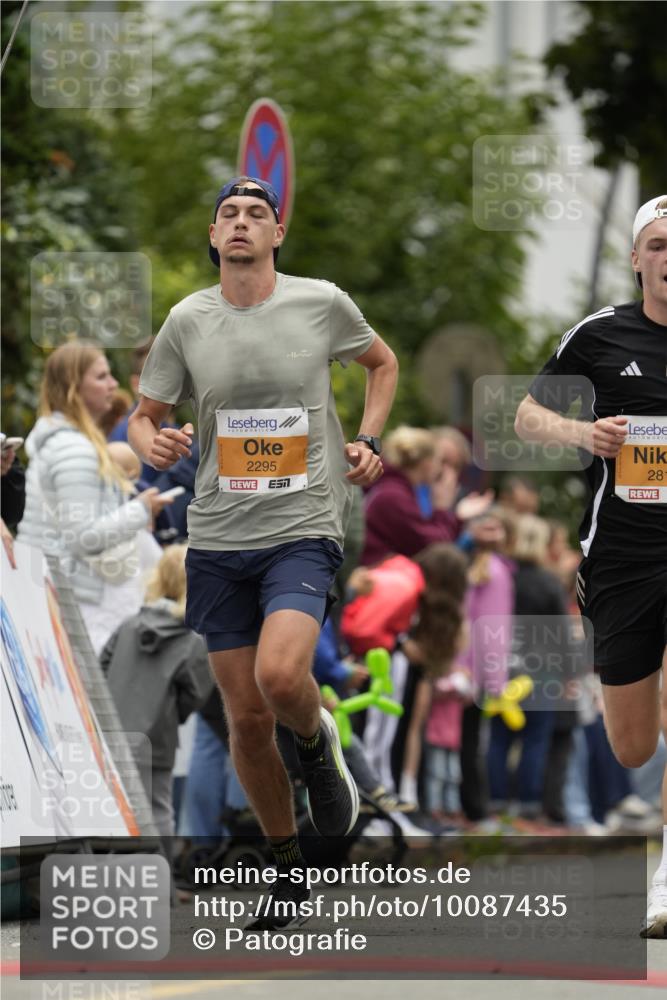 30.08.2026 - Blankeneser Heldenlauf Patografie http://msf.ph/oto/10087435 30.08.2026 11:28:26 Ziel 2295, 2815 meine-sportfotos.de