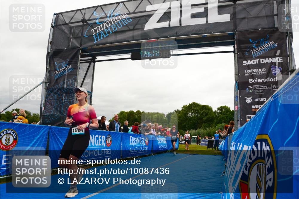 30.08.2026 - Elbe Triathlon Hamburg LAZAROV Photography http://msf.ph/oto/10087436 30.08.2026 12:09:34 Ziel 919, 1561, 1574, 1640 meine-sportfotos.de