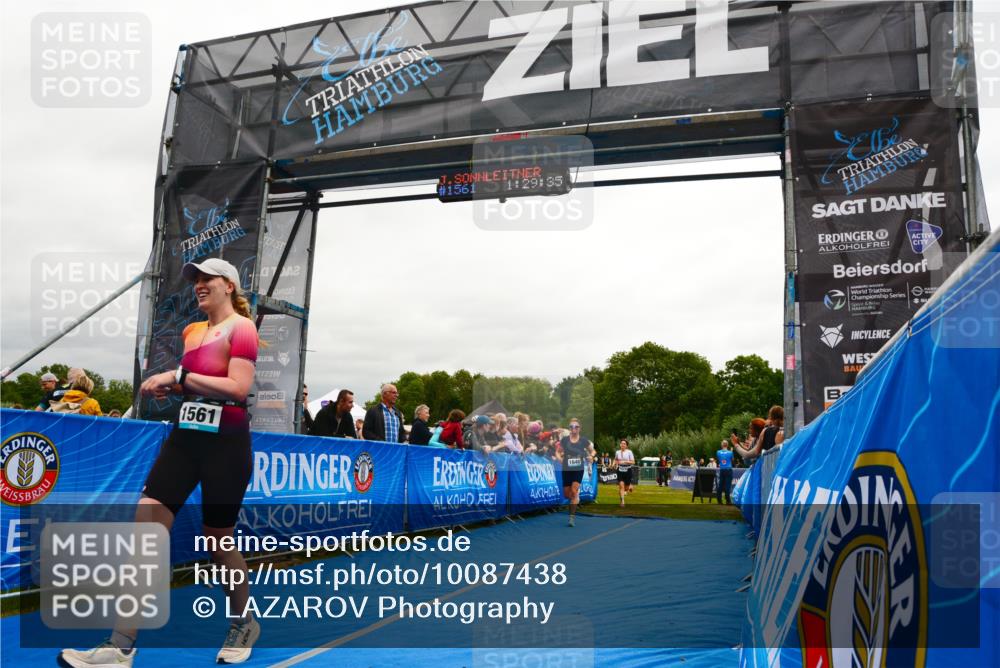 30.08.2026 - Elbe Triathlon Hamburg LAZAROV Photography http://msf.ph/oto/10087438 30.08.2026 12:09:34 Ziel 919, 1561, 1574, 1640 meine-sportfotos.de