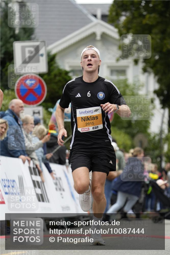 30.08.2026 - Blankeneser Heldenlauf Patografie http://msf.ph/oto/10087444 30.08.2026 11:28:28 Ziel 2295, 2815 meine-sportfotos.de