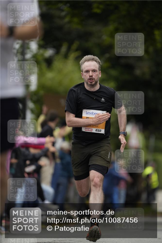 30.08.2026 - Blankeneser Heldenlauf Patografie http://msf.ph/oto/10087456 30.08.2026 11:29:17 Ziel 2631, 2840 meine-sportfotos.de