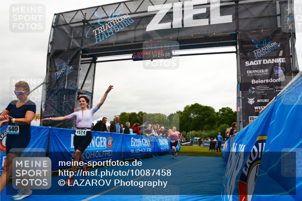 30.08.2026 - Elbe Triathlon Hamburg LAZAROV Photography http://msf.ph/oto/10087458 30.08.2026 12:09:38 Ziel 919, 1574, 1640 meine-sportfotos.de