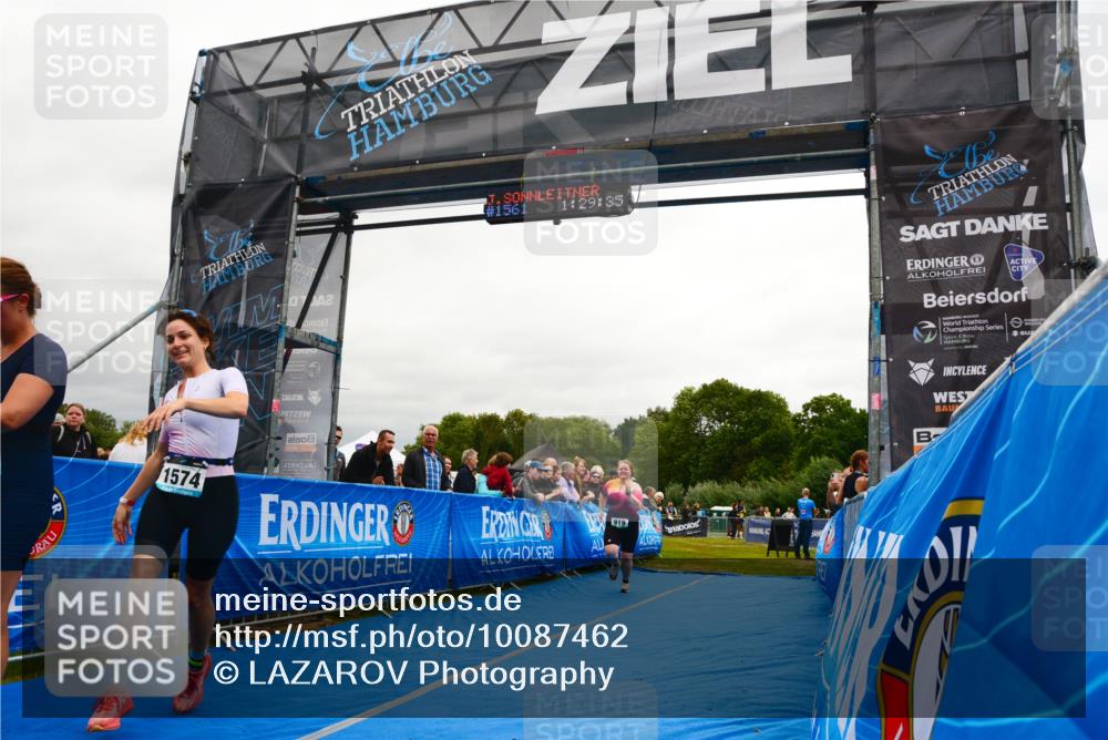 30.08.2026 - Elbe Triathlon Hamburg LAZAROV Photography http://msf.ph/oto/10087462 30.08.2026 12:09:38 Ziel 919, 1574, 1640 meine-sportfotos.de