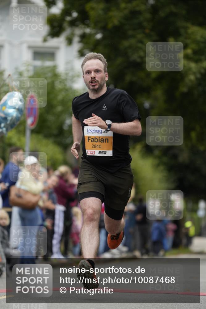 30.08.2026 - Blankeneser Heldenlauf Patografie http://msf.ph/oto/10087468 30.08.2026 11:29:19 Ziel 2631, 2840 meine-sportfotos.de