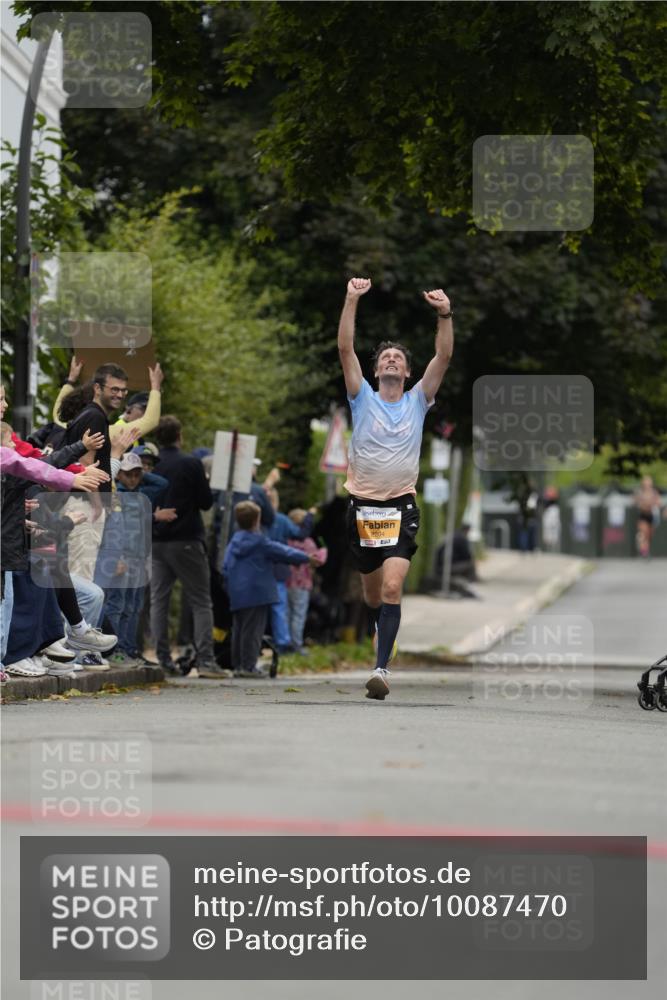 30.08.2026 - Blankeneser Heldenlauf Patografie http://msf.ph/oto/10087470 30.08.2026 11:29:21 Ziel 2631, 2840 meine-sportfotos.de