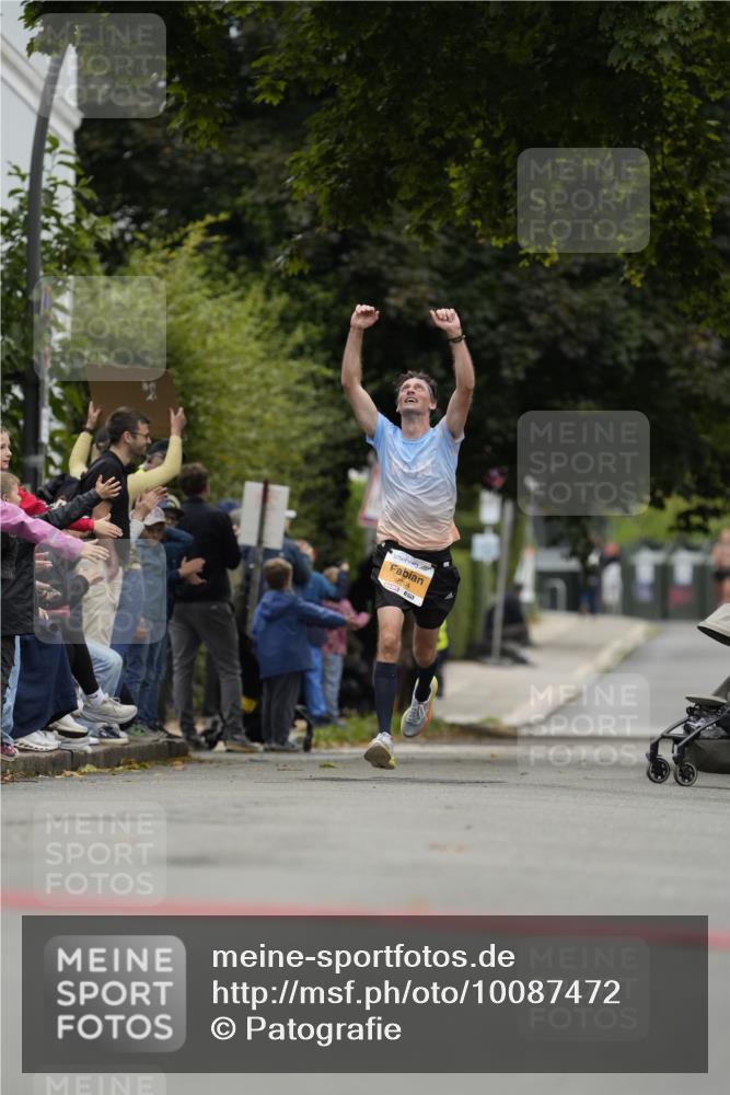 30.08.2026 - Blankeneser Heldenlauf Patografie http://msf.ph/oto/10087472 30.08.2026 11:29:22 Ziel 2631, 2840 meine-sportfotos.de