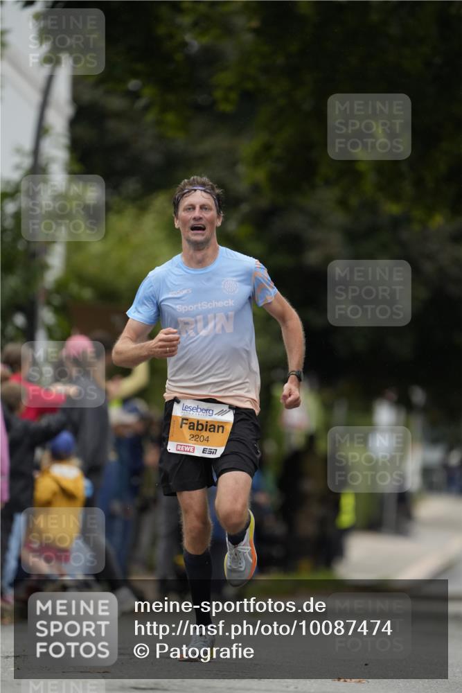 30.08.2026 - Blankeneser Heldenlauf Patografie http://msf.ph/oto/10087474 30.08.2026 11:29:26 Ziel 2204, 2840 meine-sportfotos.de