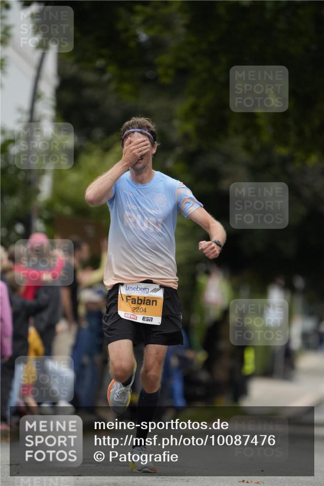 30.08.2026 - Blankeneser Heldenlauf Patografie http://msf.ph/oto/10087476 30.08.2026 11:29:26 Ziel 2204, 2840 meine-sportfotos.de