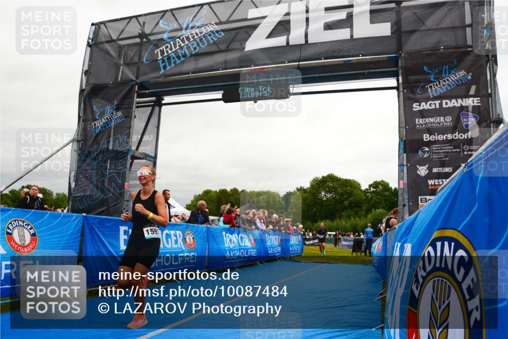 30.08.2026 - Elbe Triathlon Hamburg LAZAROV Photography http://msf.ph/oto/10087484 30.08.2026 12:09:58 Ziel 1593, 1687 meine-sportfotos.de