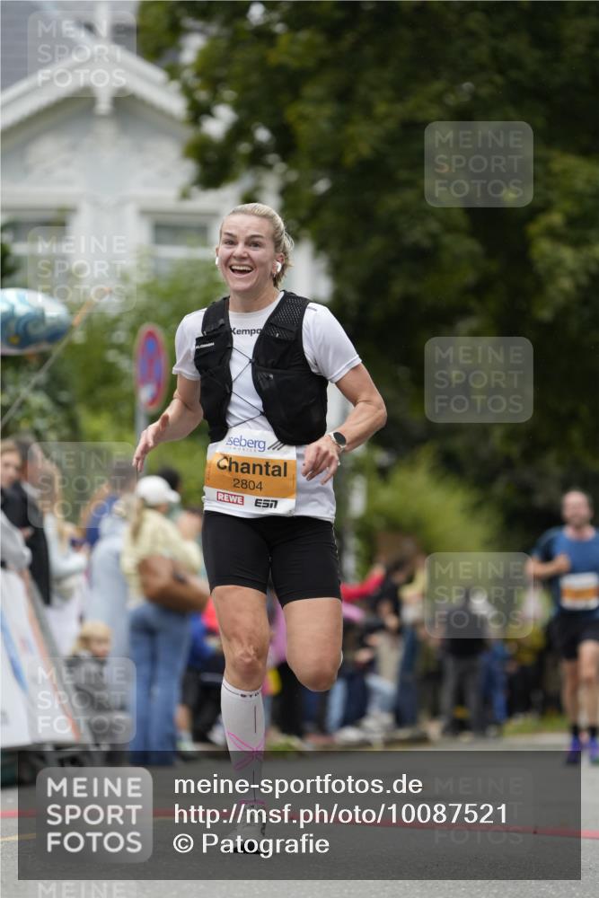 30.08.2026 - Blankeneser Heldenlauf Patografie http://msf.ph/oto/10087521 30.08.2026 11:29:58 Ziel 2804 meine-sportfotos.de