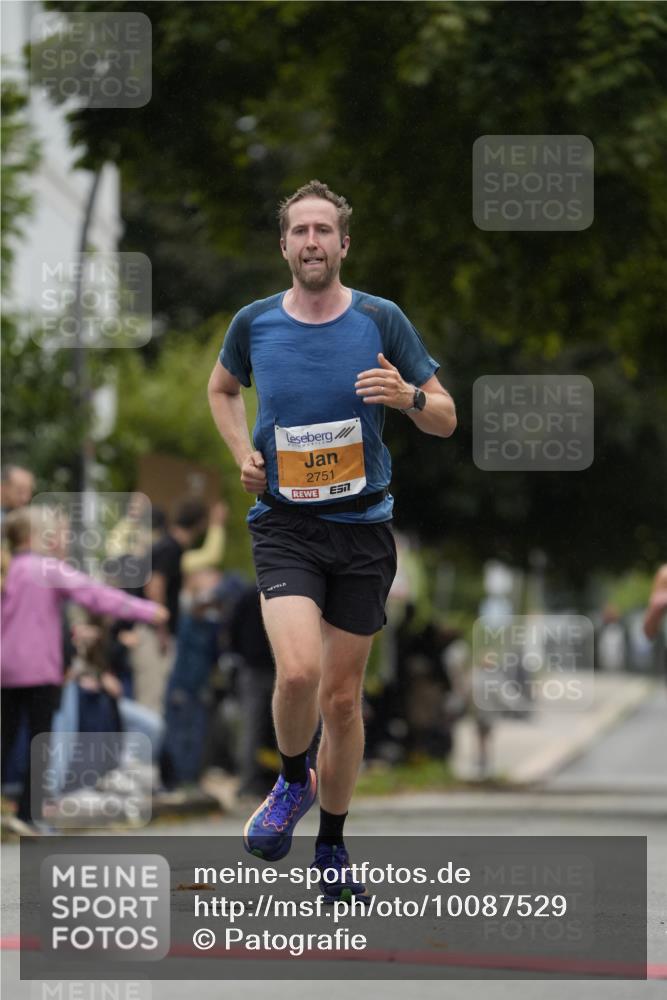 30.08.2026 - Blankeneser Heldenlauf Patografie http://msf.ph/oto/10087529 30.08.2026 11:30:02 Ziel 2751, 2804 meine-sportfotos.de