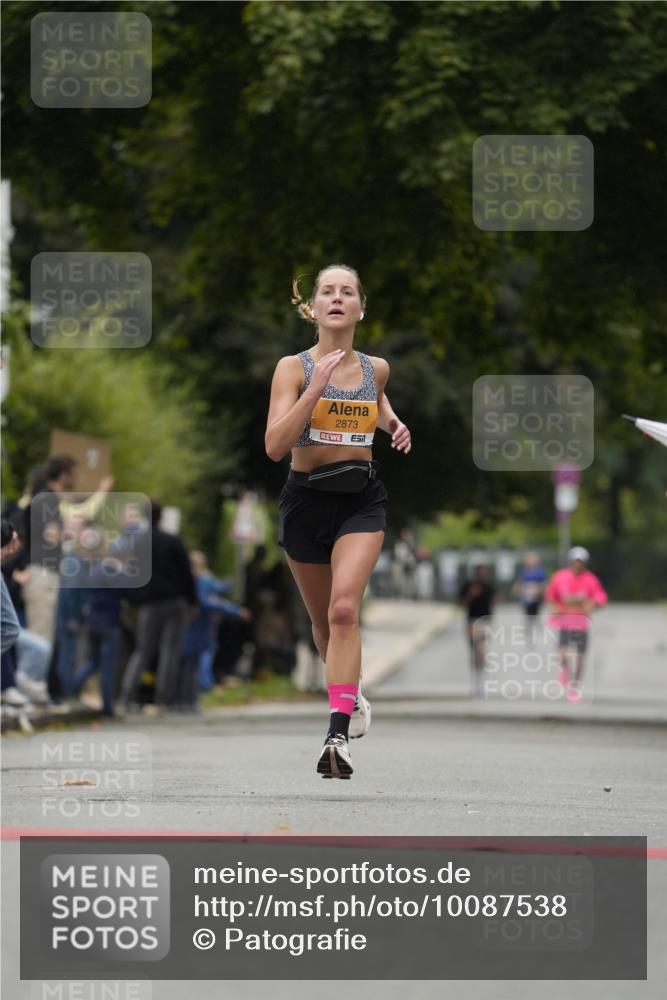 30.08.2026 - Blankeneser Heldenlauf Patografie http://msf.ph/oto/10087538 30.08.2026 11:30:07 Ziel 2751, 2873 meine-sportfotos.de