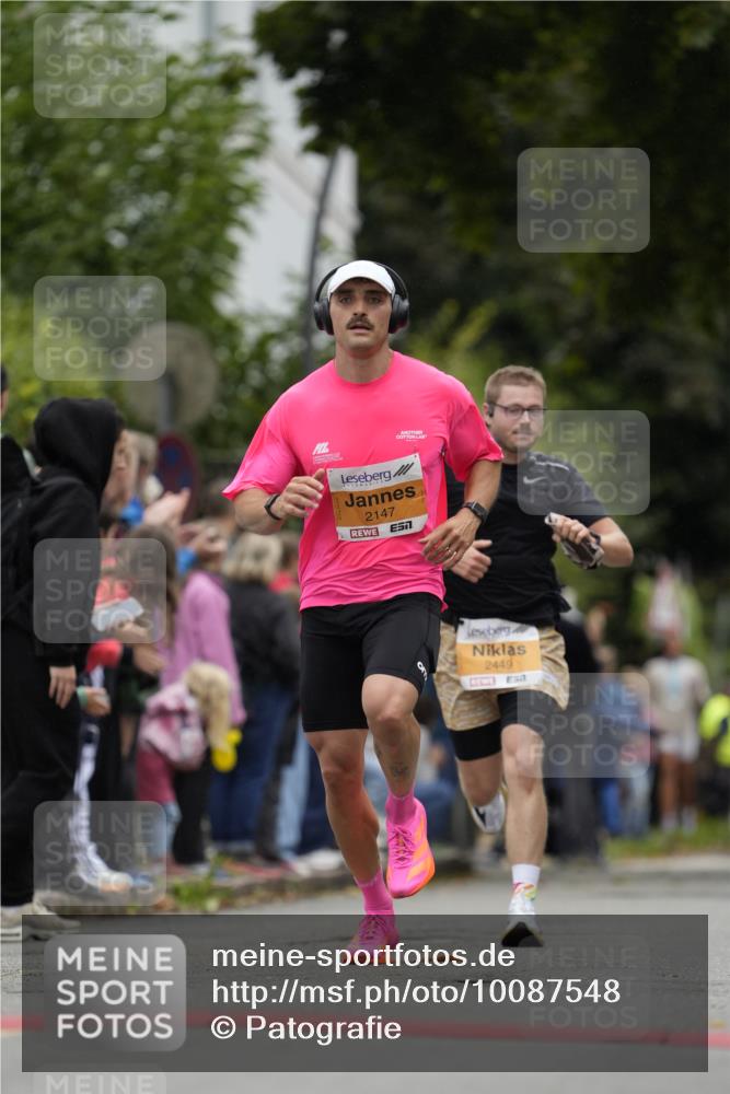 30.08.2026 - Blankeneser Heldenlauf Patografie http://msf.ph/oto/10087548 30.08.2026 11:30:23 Ziel 2147, 2449 meine-sportfotos.de