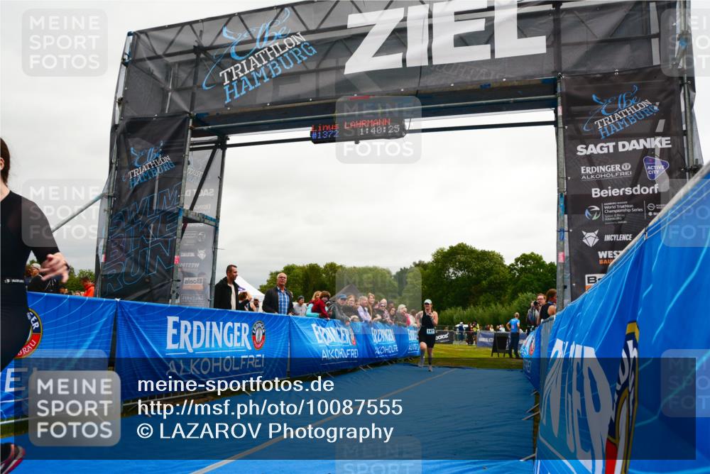 30.08.2026 - Elbe Triathlon Hamburg LAZAROV Photography http://msf.ph/oto/10087555 30.08.2026 12:10:26 Ziel 1372, 1382, 1471, 1539 meine-sportfotos.de