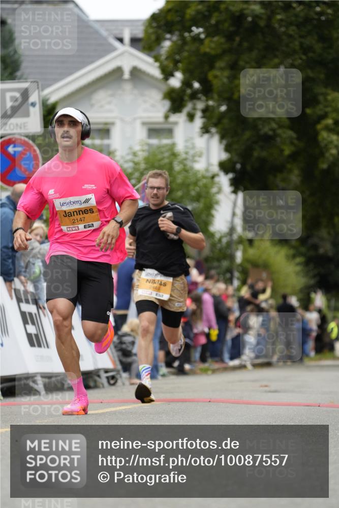 30.08.2026 - Blankeneser Heldenlauf Patografie http://msf.ph/oto/10087557 30.08.2026 11:30:26 Ziel 2147, 2449 meine-sportfotos.de