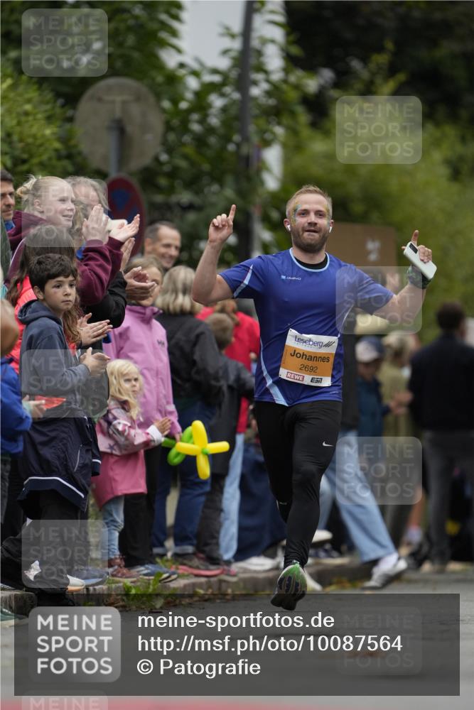 30.08.2026 - Blankeneser Heldenlauf Patografie http://msf.ph/oto/10087564 30.08.2026 11:30:35 Ziel 2692 meine-sportfotos.de