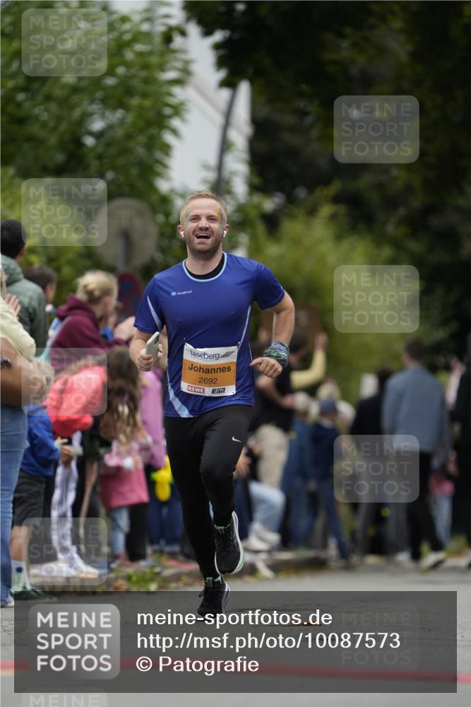 30.08.2026 - Blankeneser Heldenlauf Patografie http://msf.ph/oto/10087573 30.08.2026 11:30:37 Ziel 2692 meine-sportfotos.de